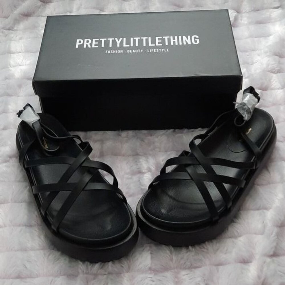 Pretty Little Thing NIB Black Chunky Crisscross Faux Leather Strap Sandals Size9